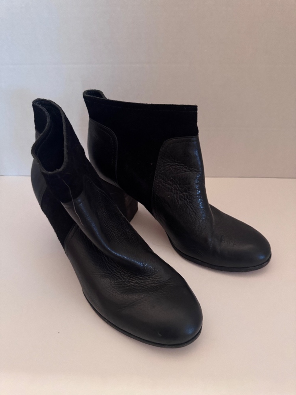 Kate Spade Black Leather Ankle Boots, Size 10M